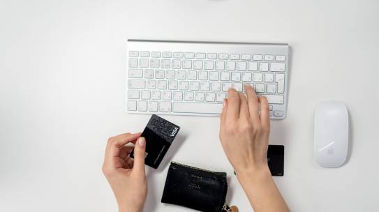 How to Overcome Your Toughest eCommerce Cash Flow Challenges